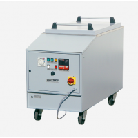 TOOL-TEMP 調理浴槽TT-100型，調節槽允許水和蒸汽溫度高達90°C